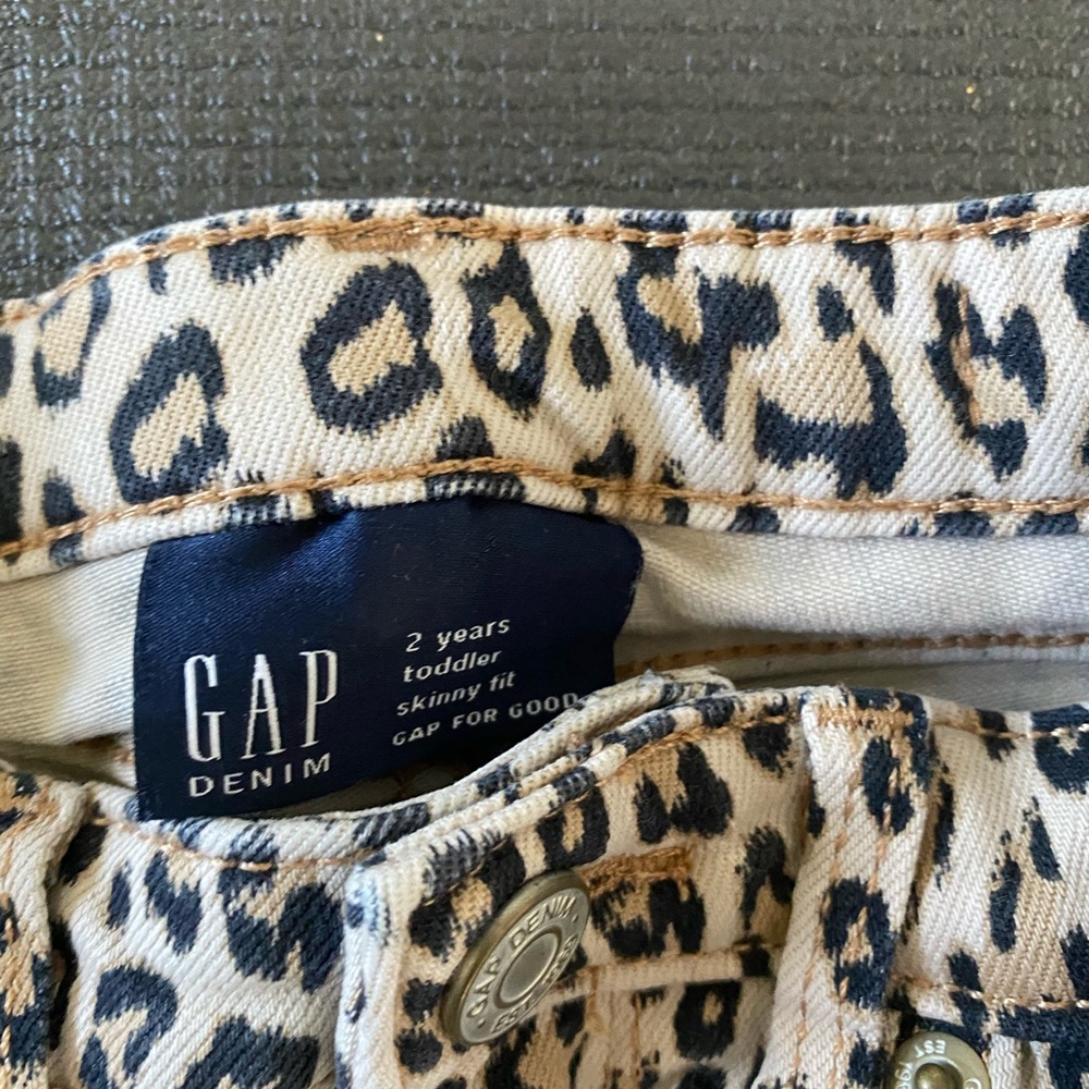 Leopard jeans gap 2T - Picture 3 of 5